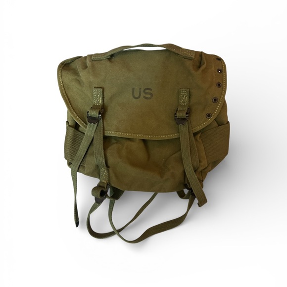 Vtg 1962 US Army M-1956 Combat Field Pack Canvas Butt Pack Vietnam Era DSA